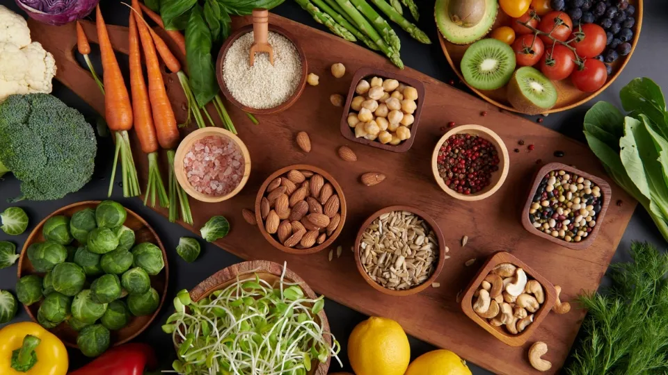 15 Makanan Tinggi Serat untuk Diet Sukses & Rahasia Lambung Tetap Sehat