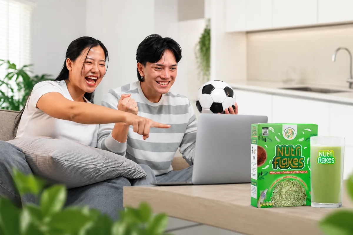 Kenapa Begadang Nonton Bola Bikin Asam Lambung Naik? Ini Sains + Cara Mencegah Perut Perih Setelah Nobar