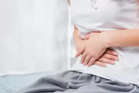 LAMBUNG TERASA PENUH DAN SESAK