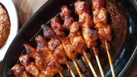 Sate Ayam untuk Penderita Asam Lambung: Amankah Dikonsumsi?