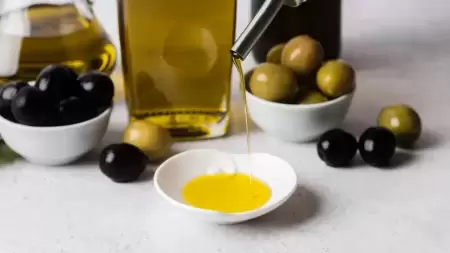 Manfaat dan Cara Tepat Minum Minyak Zaitun untuk Asam Lambung