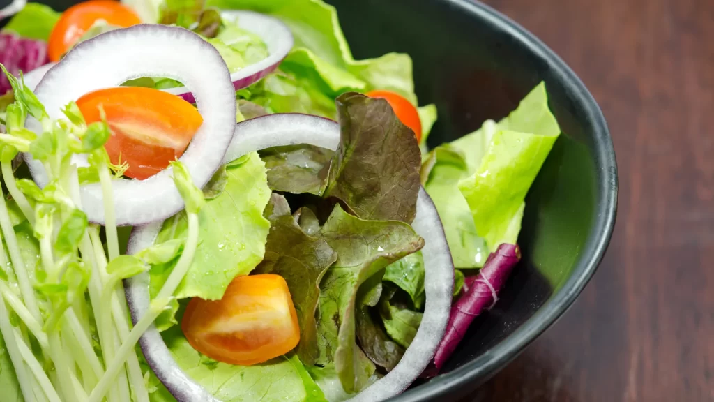 salad sayur untuk lambung dan jantung